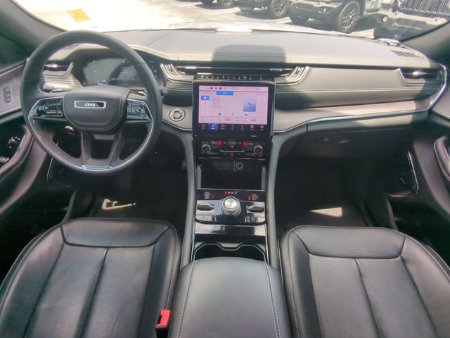 Certified Used 2024 Silver Jeep Overland 4xe image 18