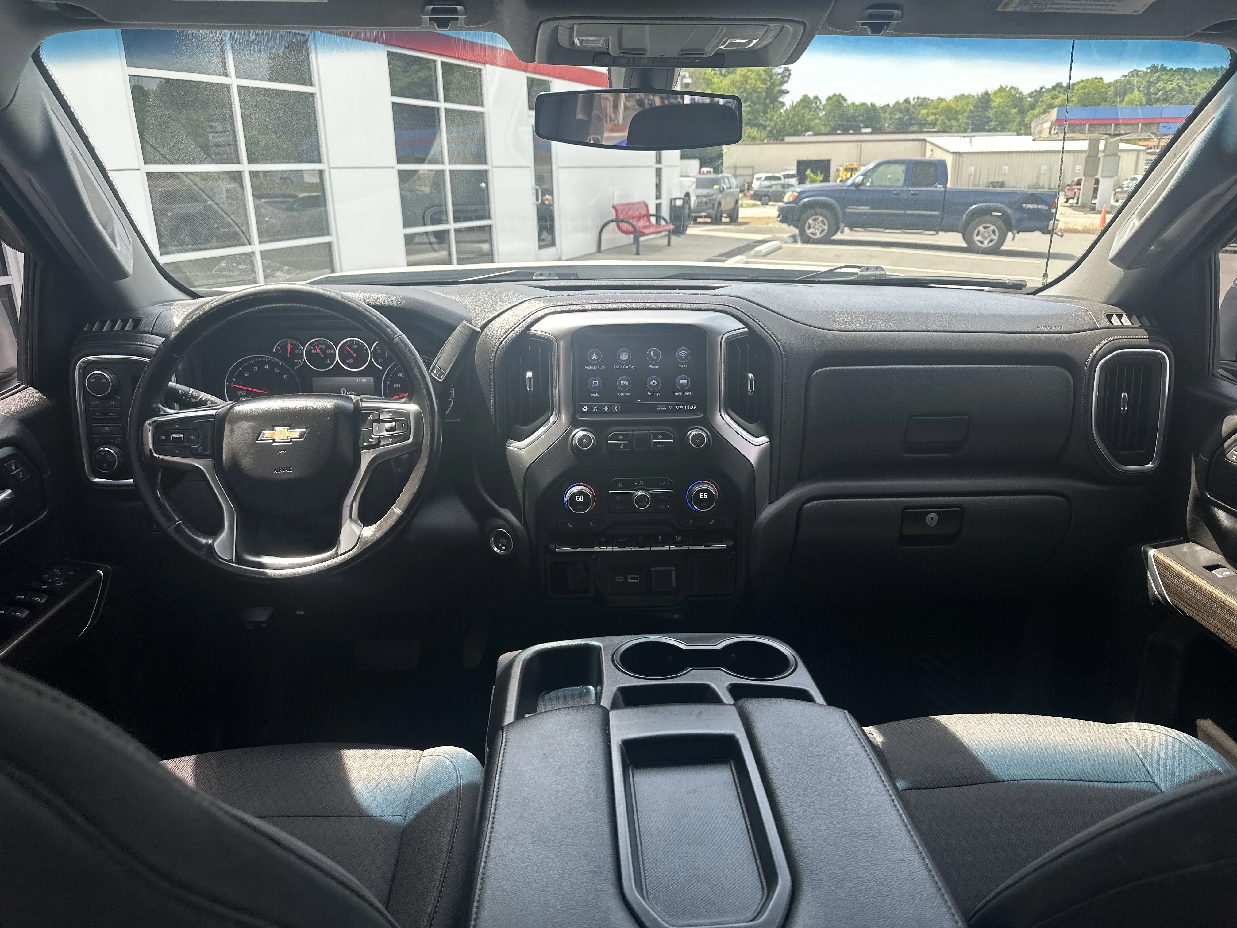 Used 2019 Summit White Chevrolet LT image 23
