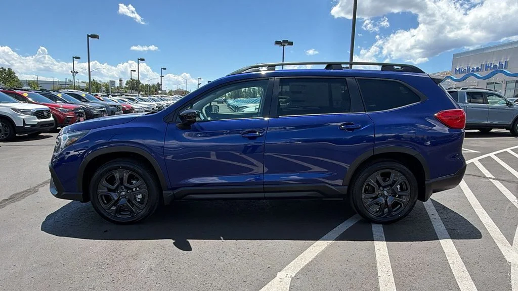 New 2026 SAPPHIRE BLUE PEARL Subaru Onyx Edition Touring 7-Passenger image 6