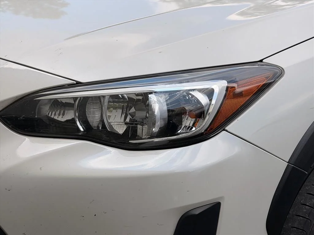 Used 2021 White Subaru Premium image 4