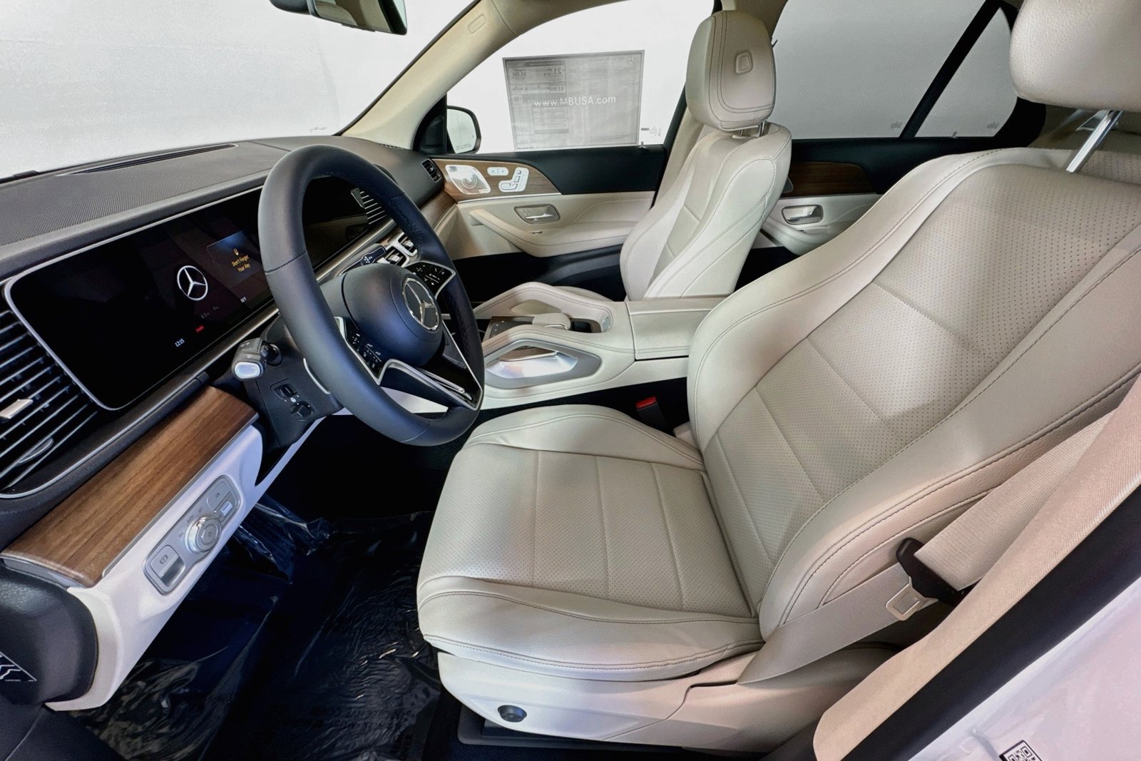 New 2026 Polar White Mercedes-Benz GLE 450 image 18
