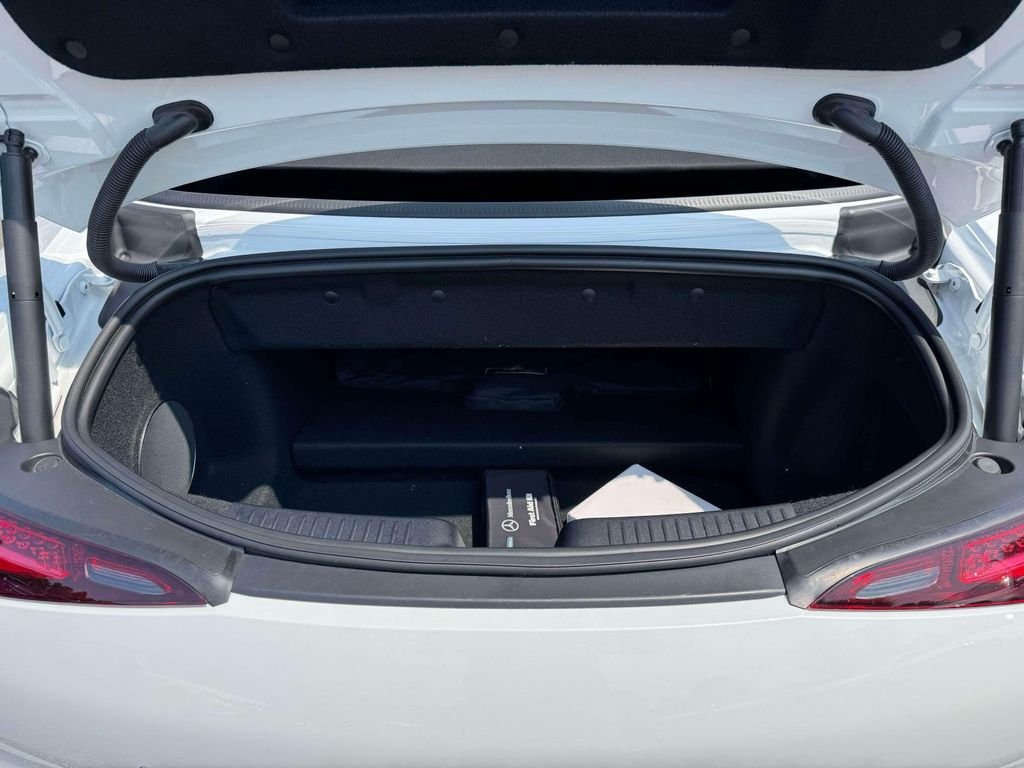 Certified Used 2022 MANUFAKTUR Moonlight White Metallic Mercedes-Benz SL 55 AMG® image 15