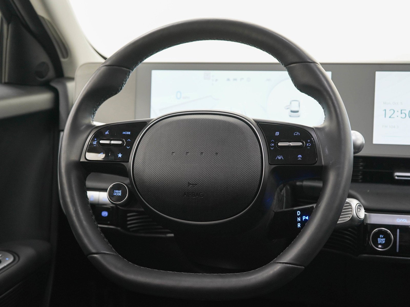 2024 Hyundai IONIQ 5 SEL - Photo 17