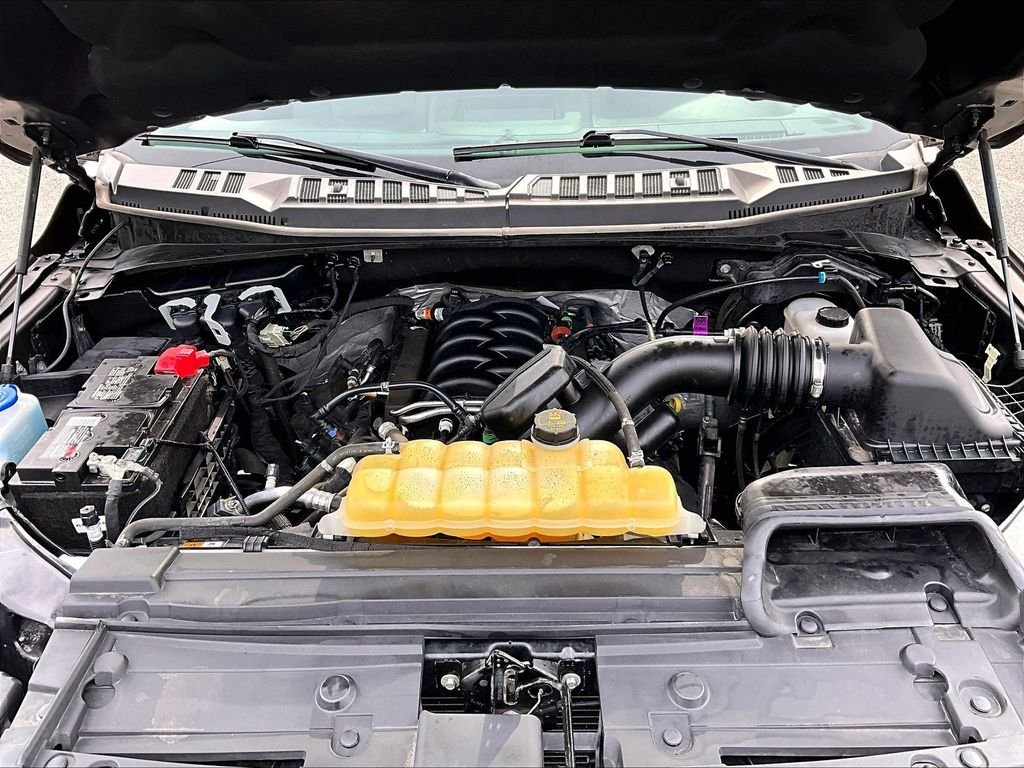 Used 2020 Gray Ford XLT image 30