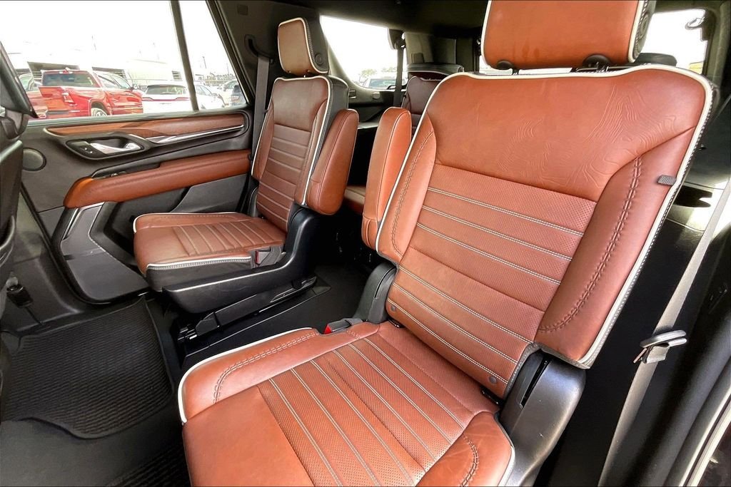 Used 2023 Black GMC Denali Ultimate image 19