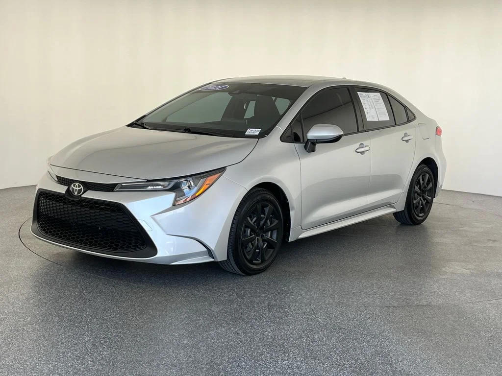 Used 2021 Silver Toyota LE image 9