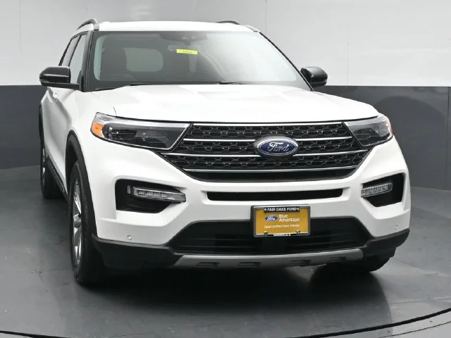 Certified Used 2024 Star White Ford XLT image 2
