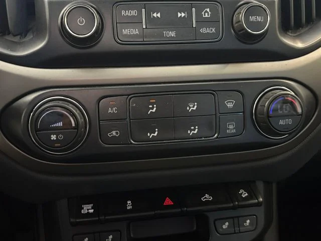 Used 2016 White Chevrolet Z71 image 5
