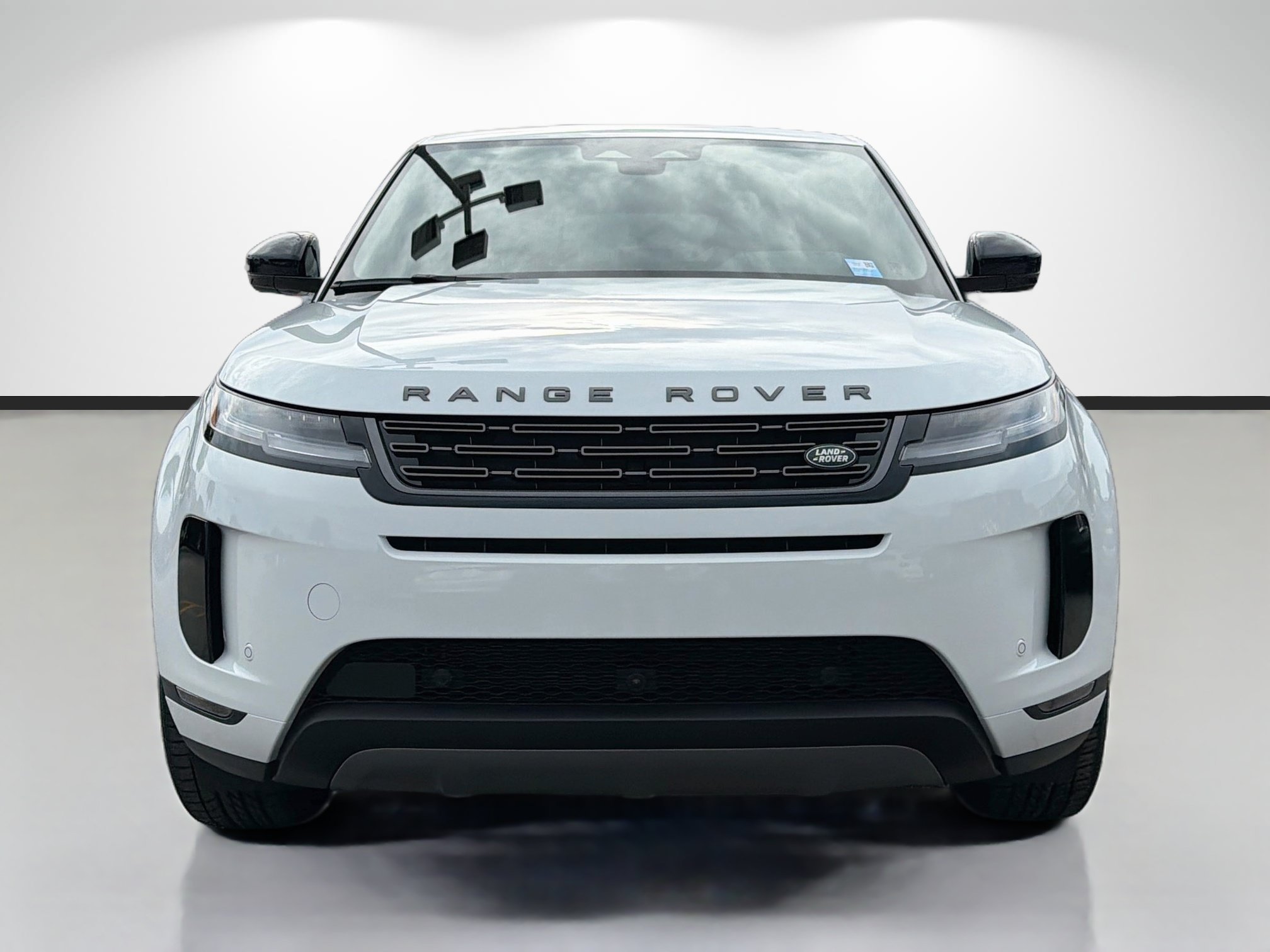 New 2026 Fuji White Land Rover Core S image 8