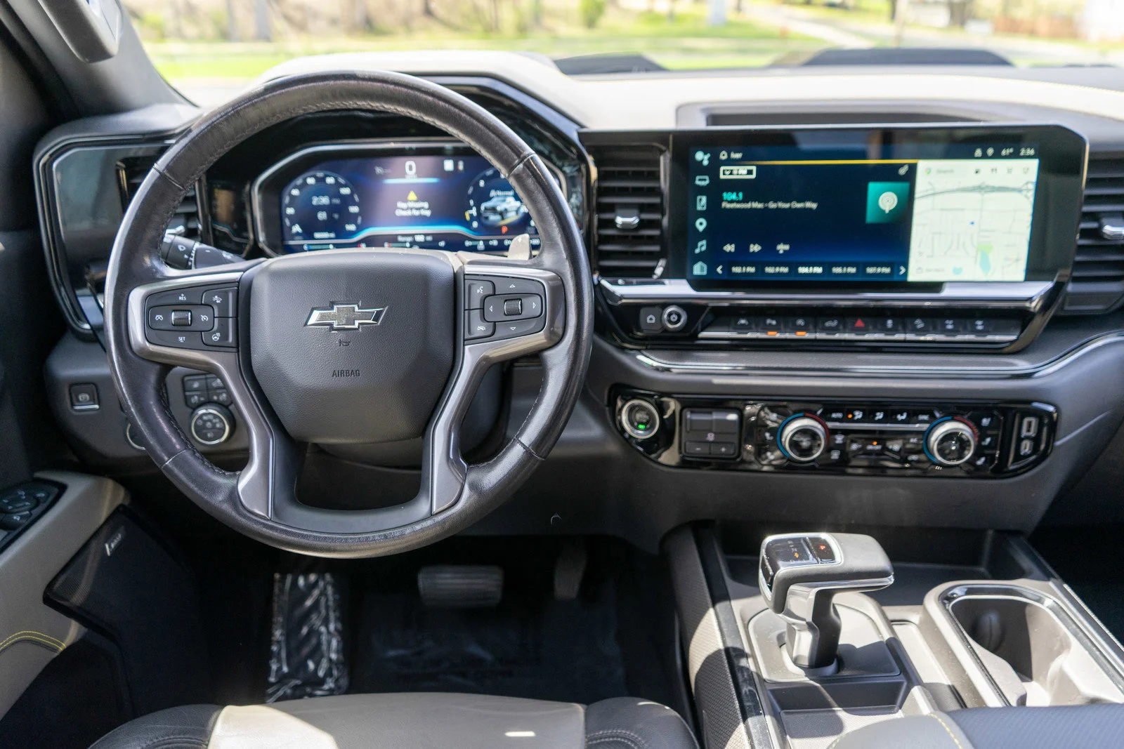 Used 2023 Black Chevrolet ZR2 image 13