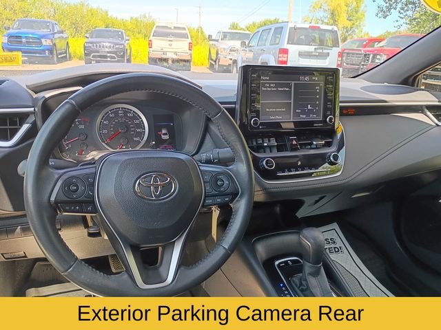 Used 2022  Toyota SE image 10