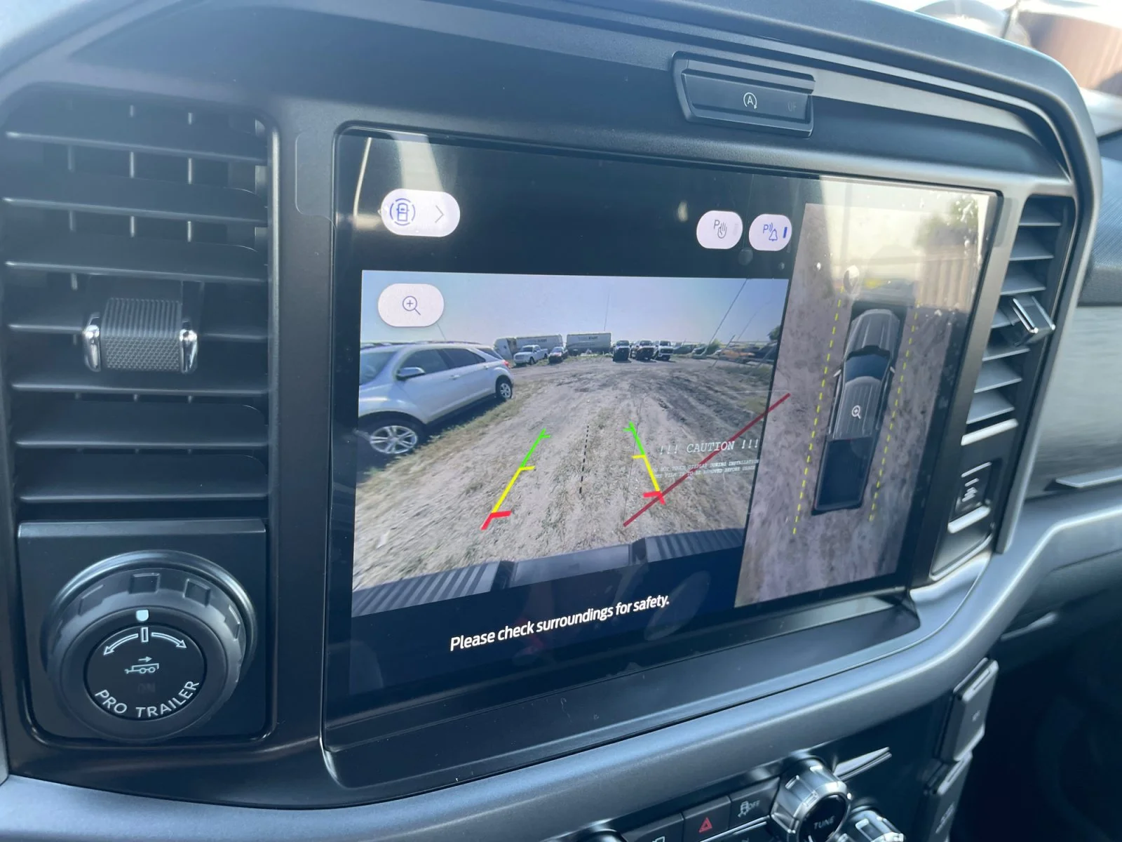 New 2026 Oxford White Ford XLT image 25
