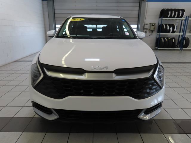 2025 Kia Sportage LX - Photo 17