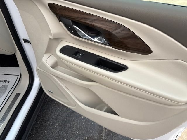 Used 2020 White GMC Denali image 13