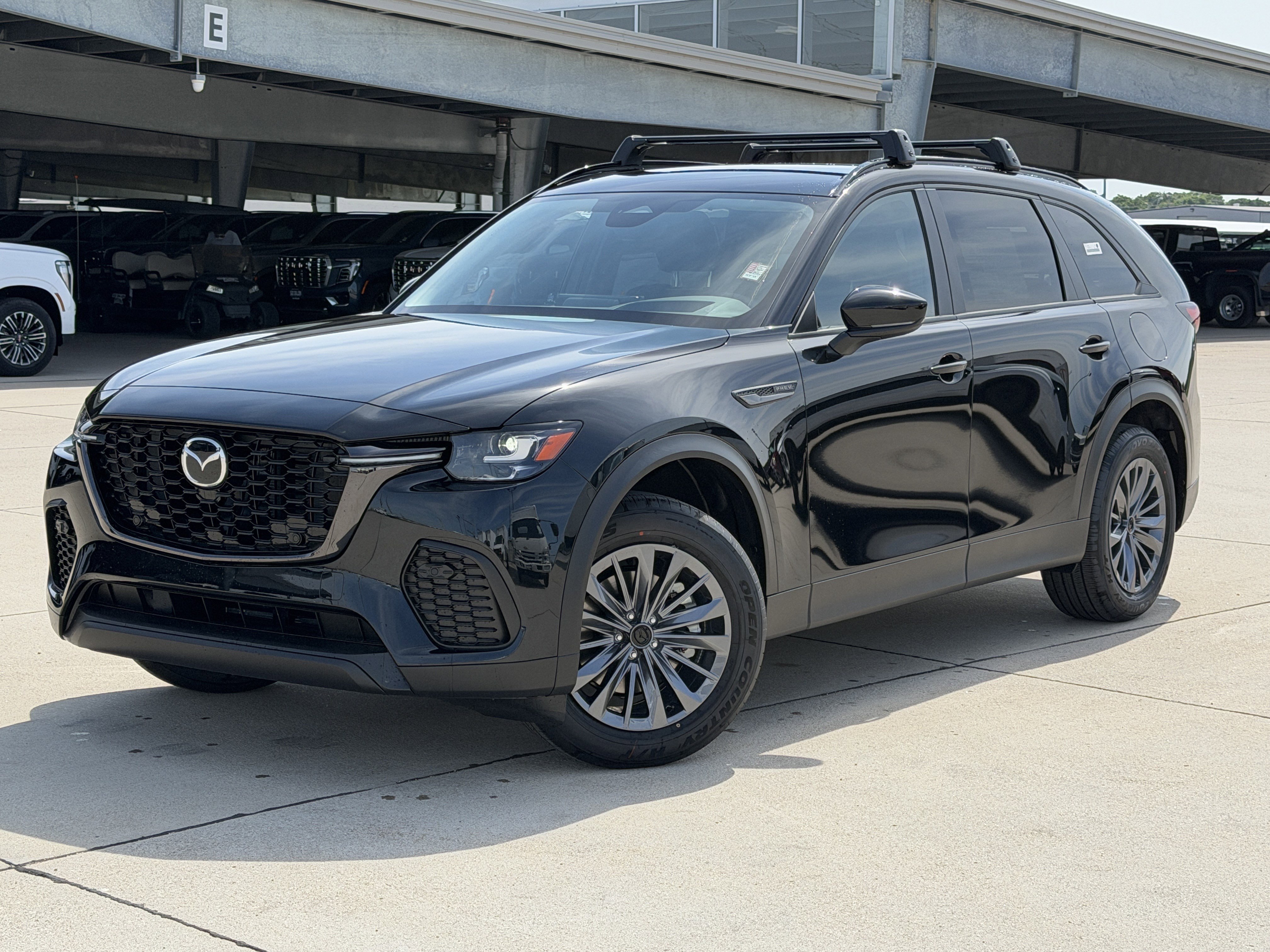 2026 Mazda CX-70 PHEV SC Plus AWD's photo
