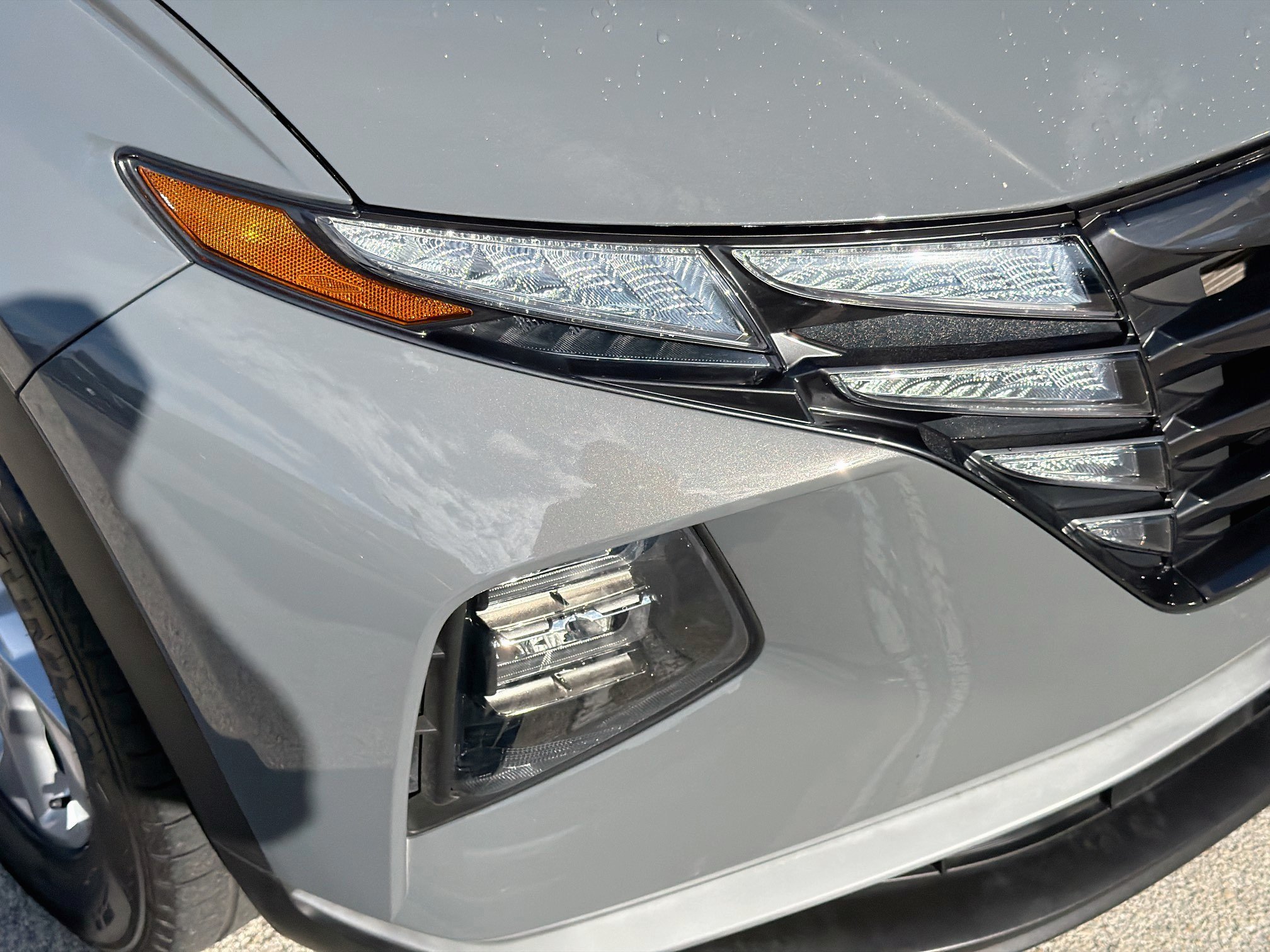 Used 2024 Hampton Gray Hyundai SEL image 33