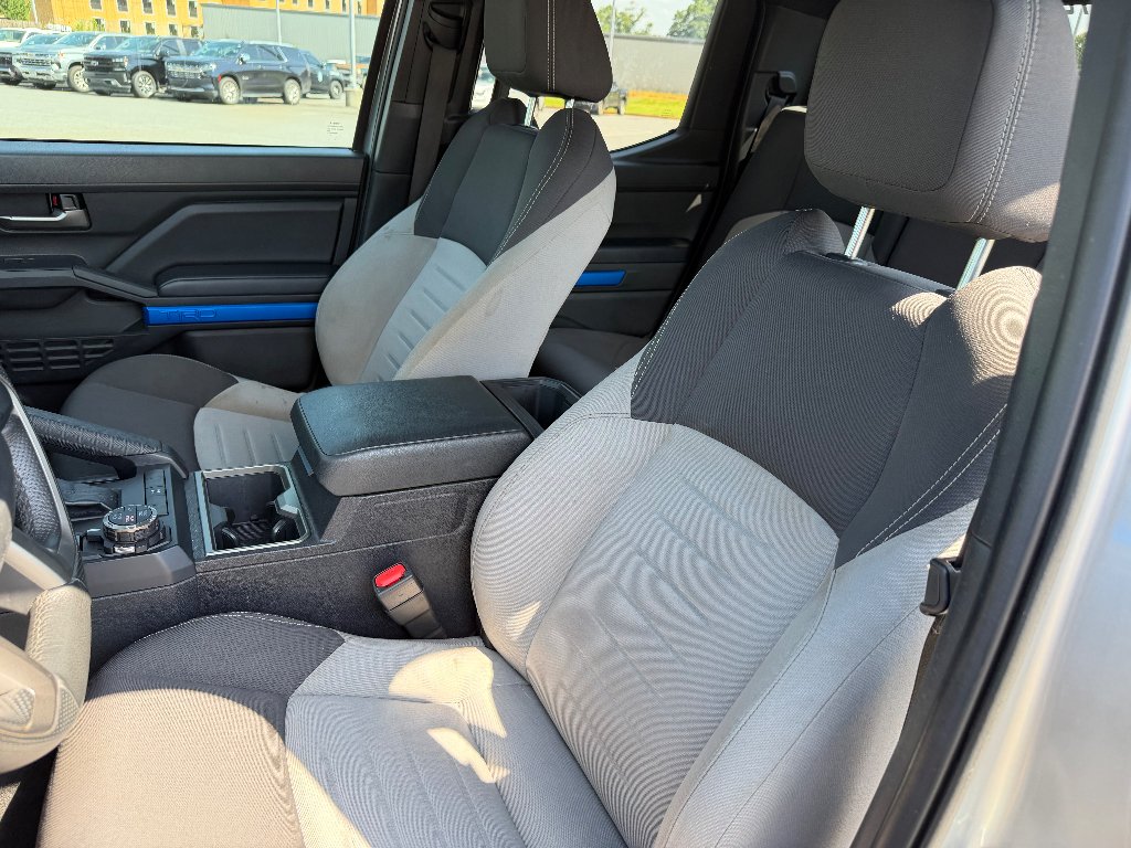 Used 2024 Silver Toyota SR5 image 34