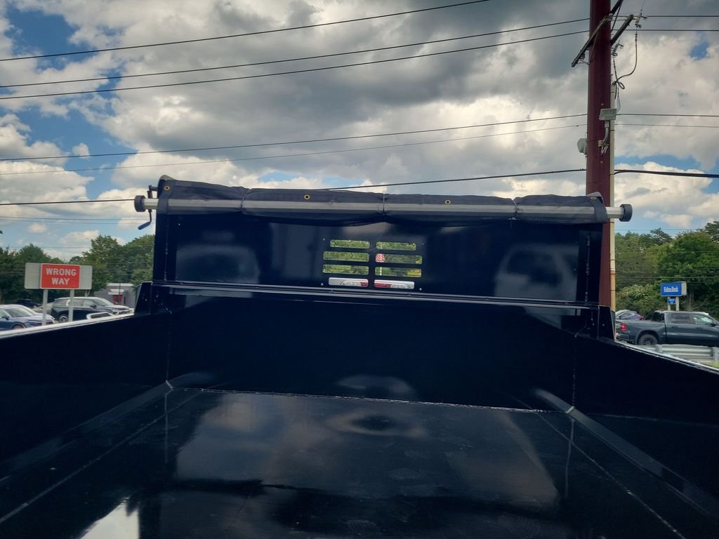 New 2026 Oxford White Ford F-550® XL image 6