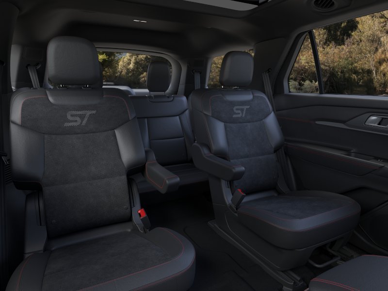 New 2026 Star White Metallic Tri-Coat Ford ST image 11