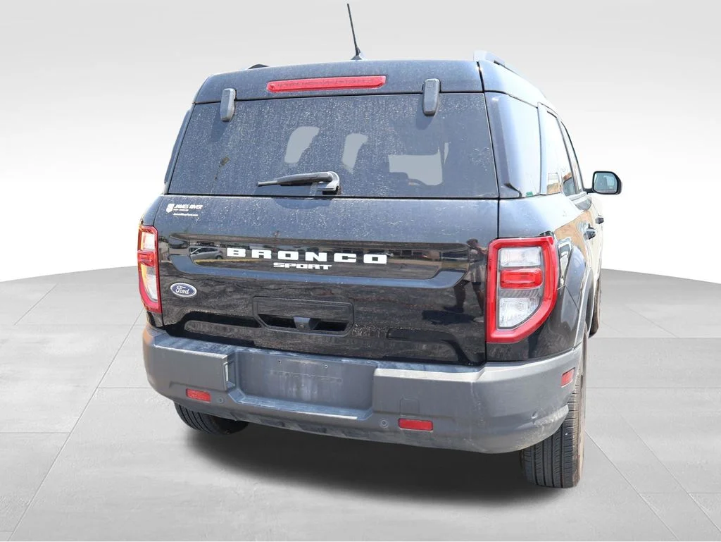 Certified Used 2024 Shadow Black Ford Outer Banks image 17