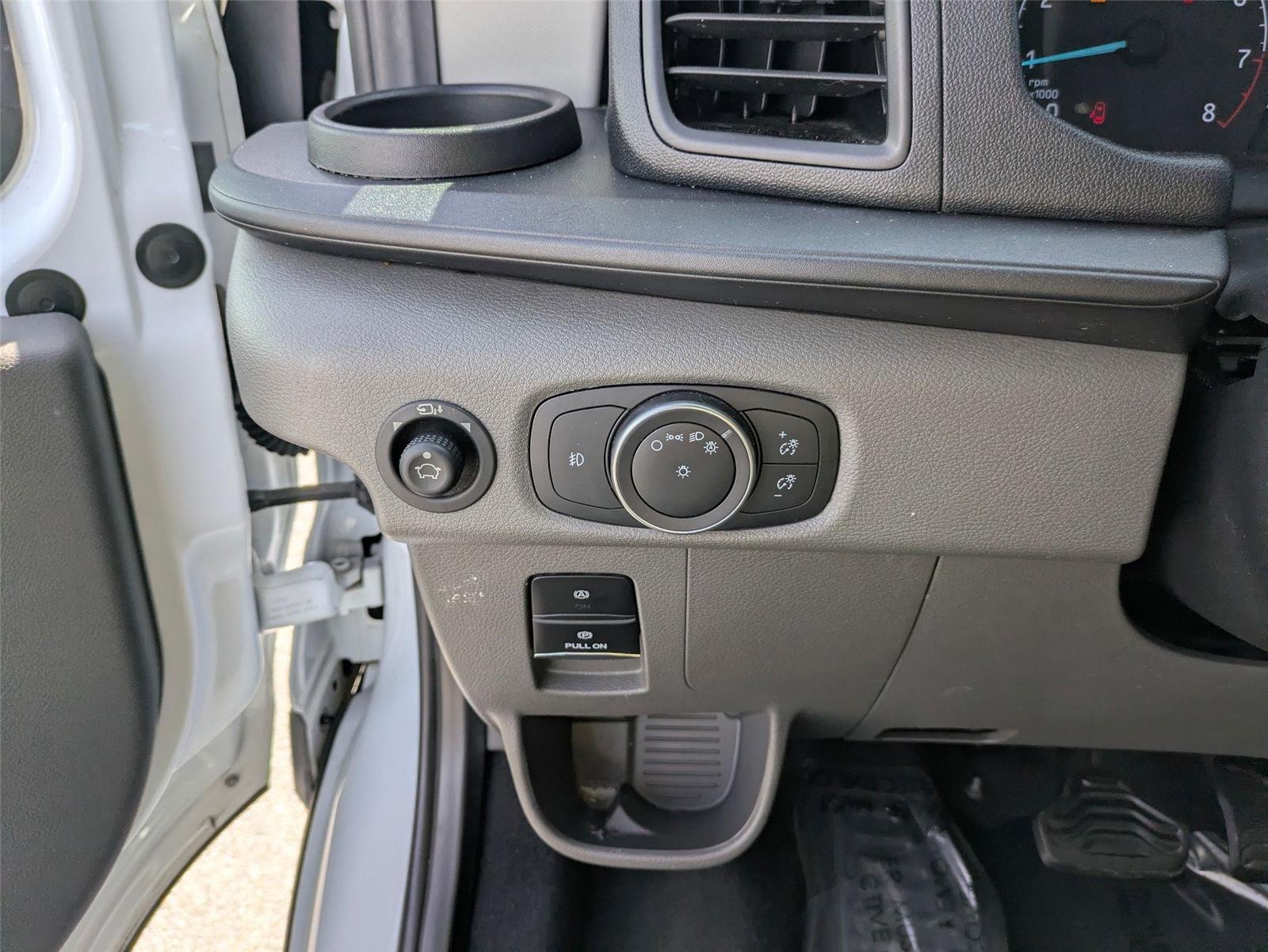 Used 2023 Oxford White Ford XLT image 13