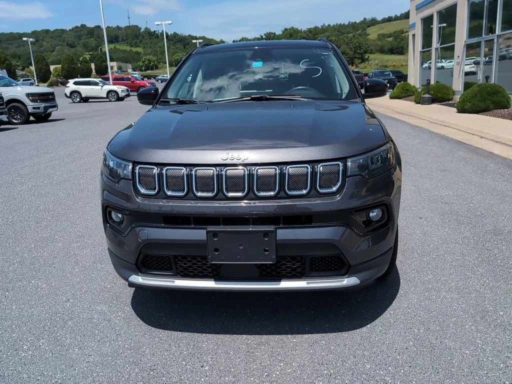 Certified Used 2022 Gray Jeep Limited image 3
