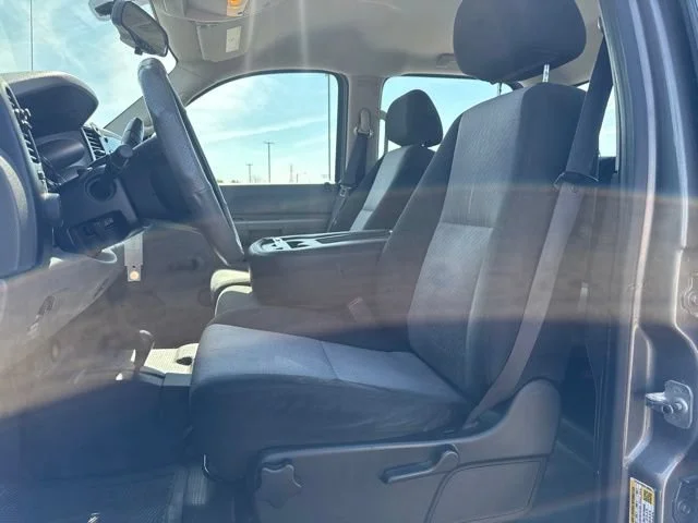 2009 GMC Sierra 2500HD Work Truck - Photo 10