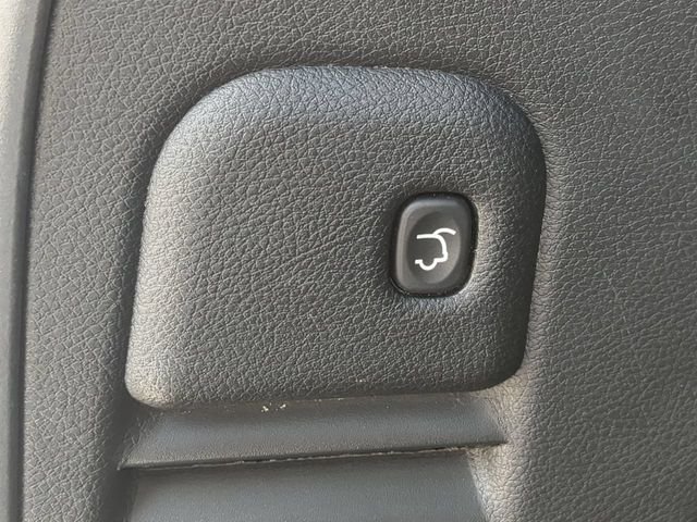 Certified Used 2021 Black Jeep Limited image 15