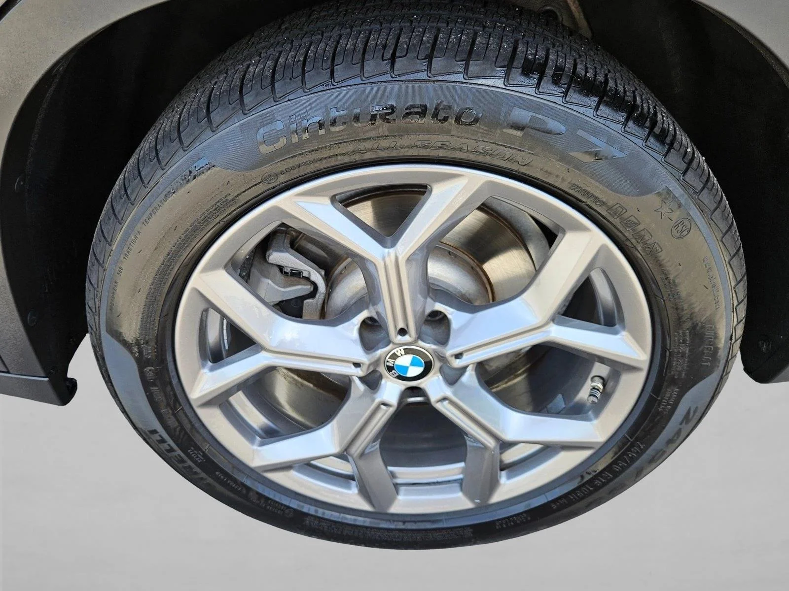 Used 2024 Dark Graphite Metallic BMW xDrive30i image 24