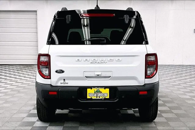 Used 2025 Oxford White Ford Outer Banks image 5