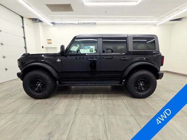 New 2026 Shadow Black Ford Outer Banks® image 2