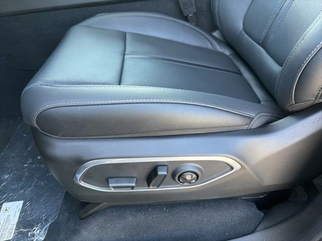 New 2026 High Gloss Black Exterior Paint Jeep Limited Reserve image 18