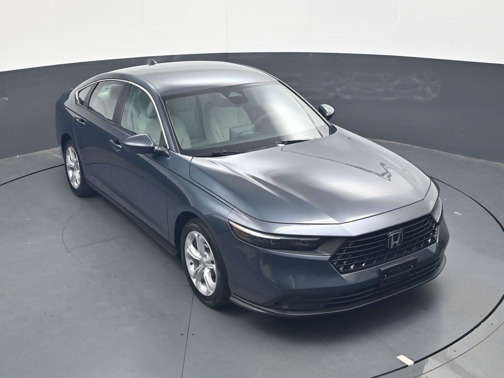Used 2024  Honda LX image 25
