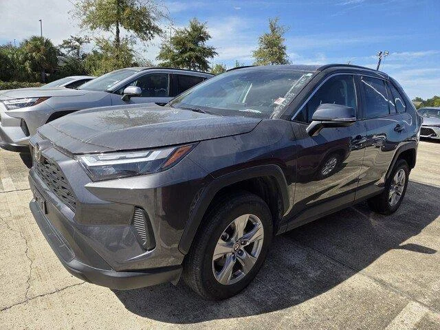 Used 2025 Magnetic Gray Metallic Toyota XLE image 6
