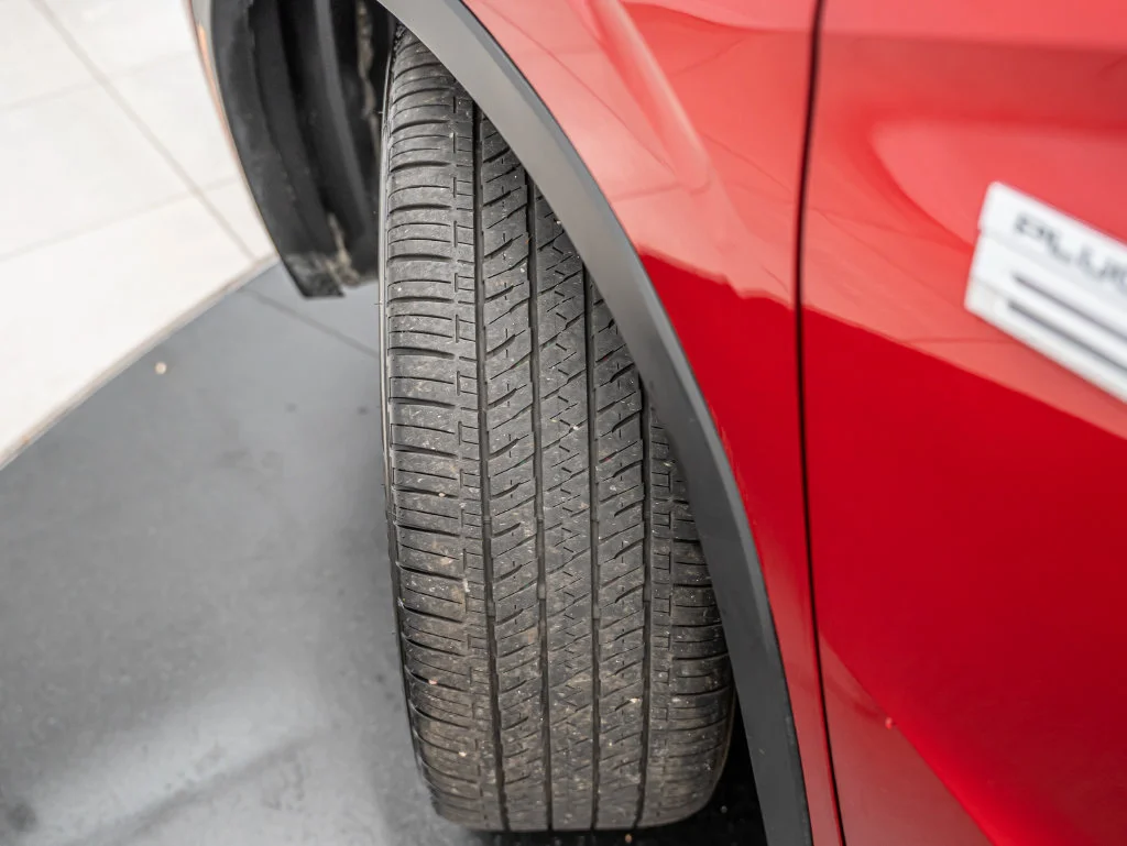 Used 2025 Red Diamond Mitsubishi SEL image 53