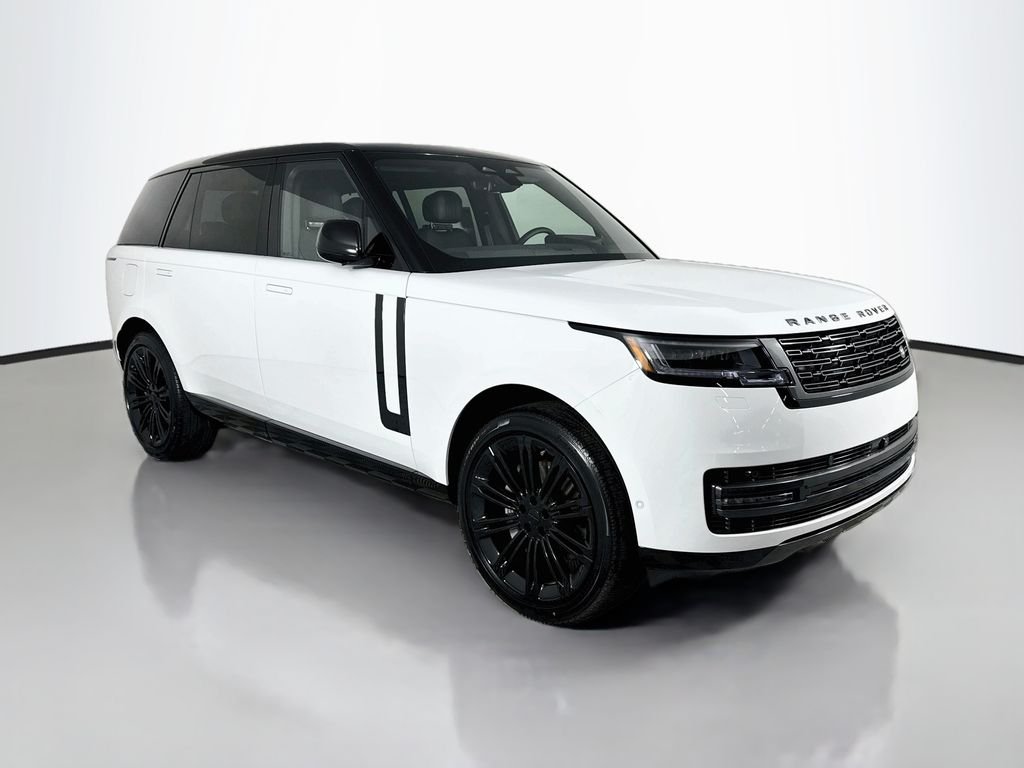 New 2026 Fuji White Land Rover SE image 7