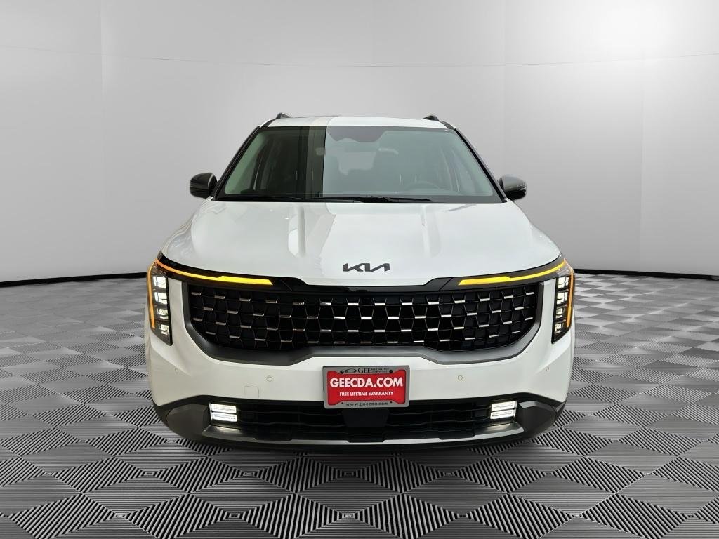 New 2026 Snow White Pearl Kia SX Prestige image 2
