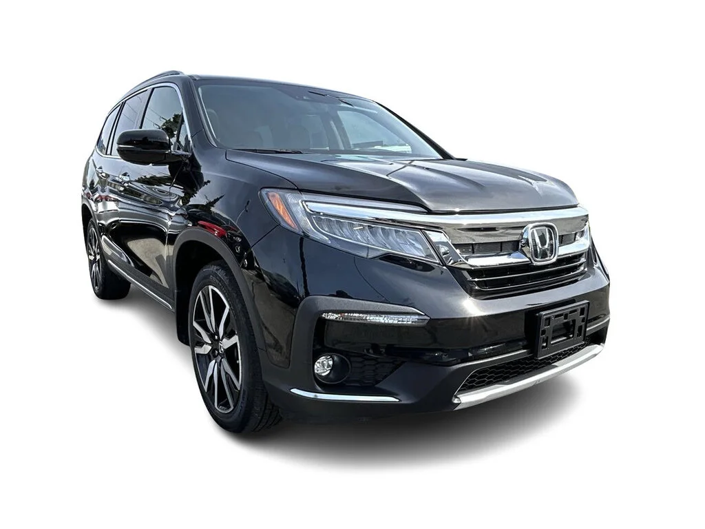 Used 2021 Crystal Black Pearl Honda Touring 8P Certified Pre-Owned   Local BC   Low Mi image 2