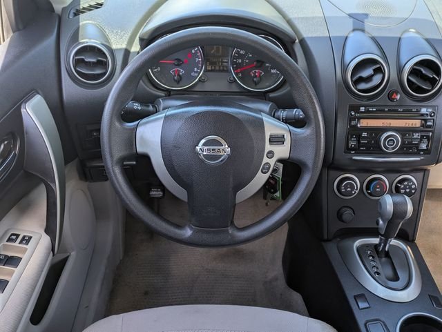 Used 2013 Silver Nissan S image 29