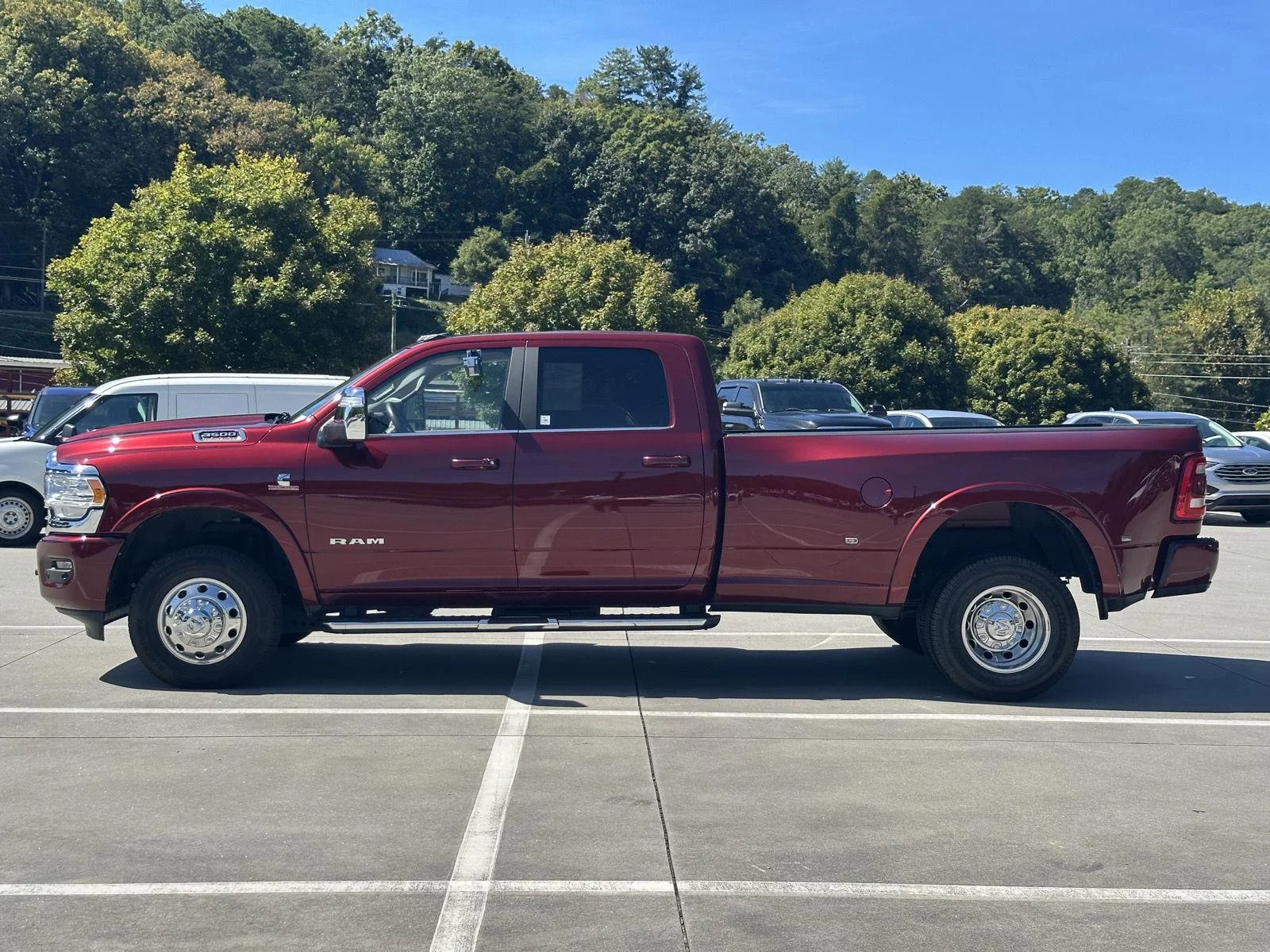 Used 2024 Delmonico Red Pearlcoat Ram Longhorn image 4