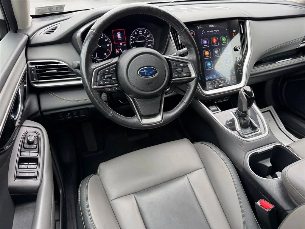 Used 2023 White Subaru Onyx Edition image 7