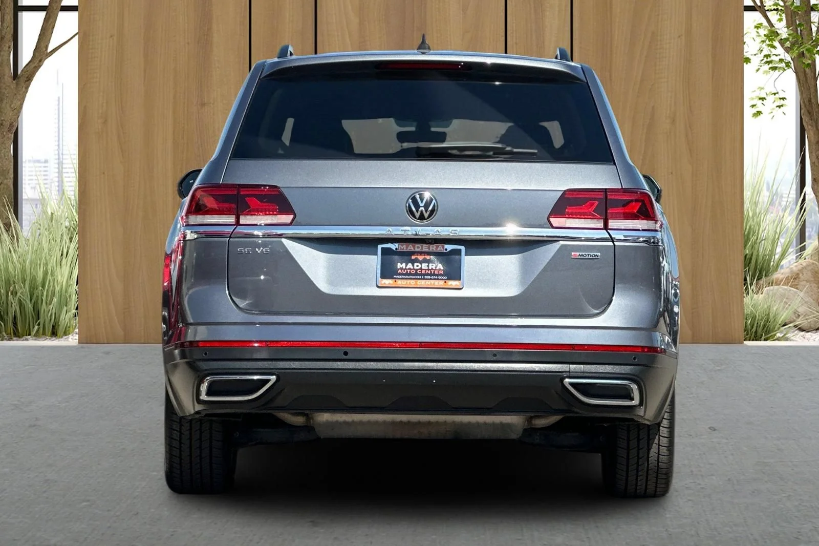Used 2021 Gray Volkswagen 3.6L V6 SE w/Technology image 5