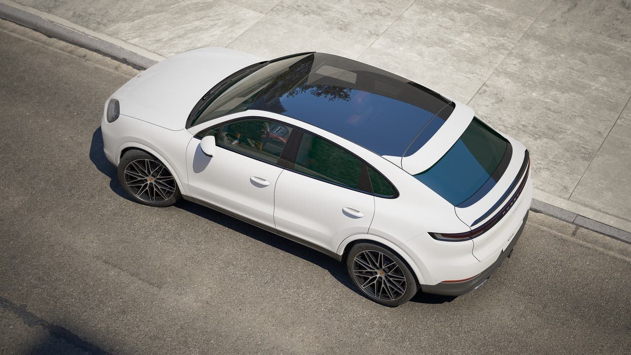 New 2027 White Porsche Coupe image 4