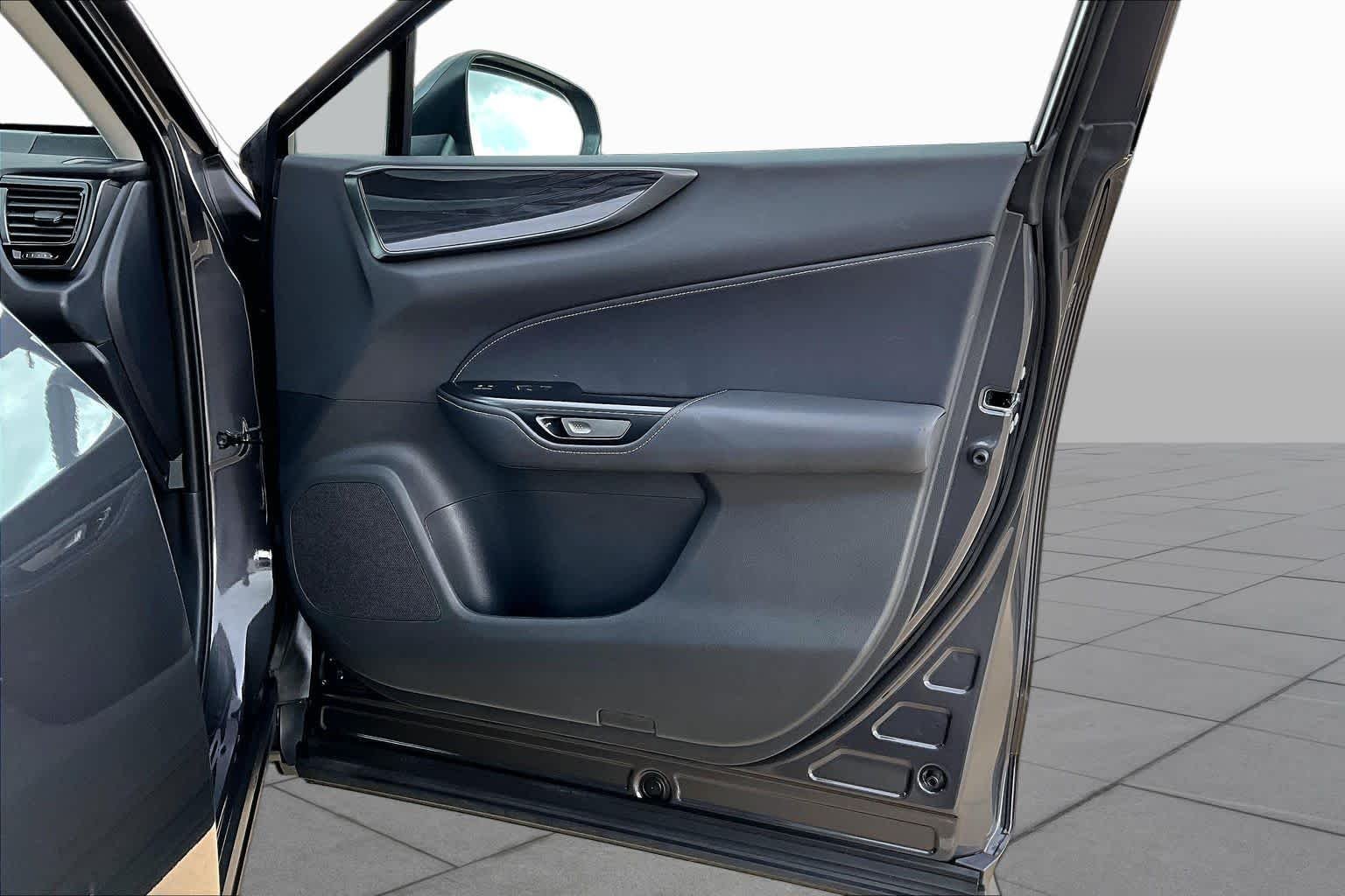 Certified Used 2025 SONIC CHROME Lexus Premium image 23