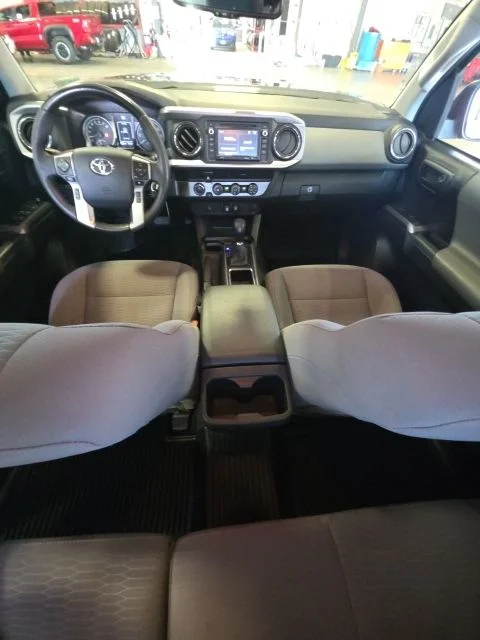 Used 2019 Gray Toyota SR5 image 14