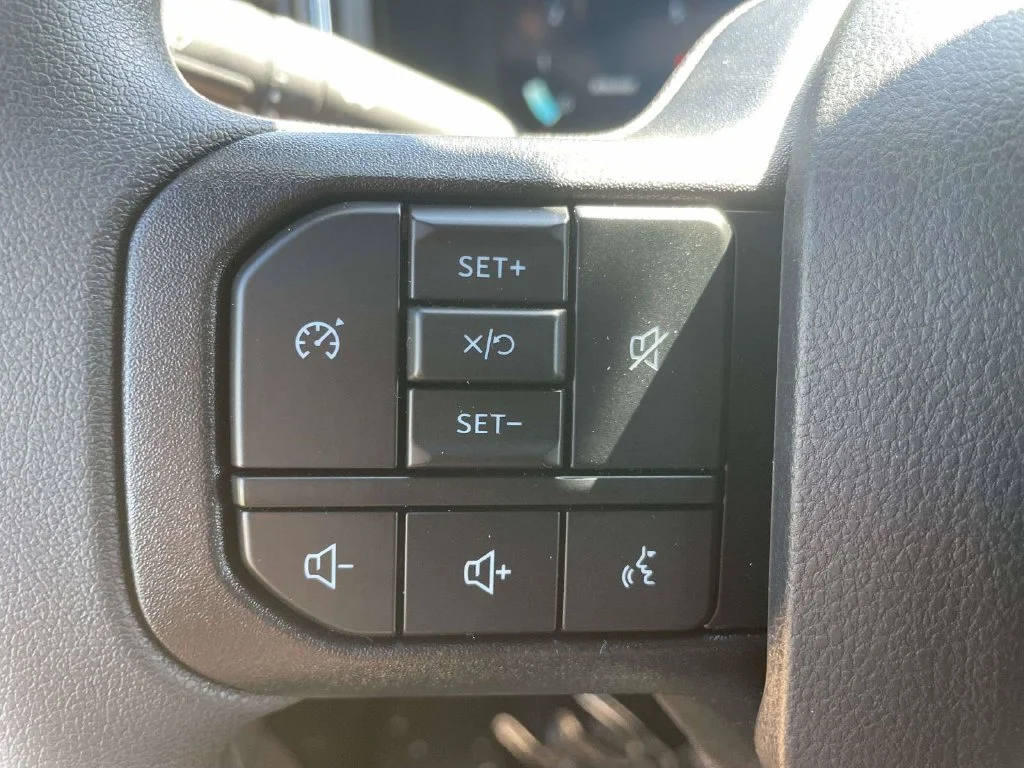 New 2027 Silver Ford XLT image 24