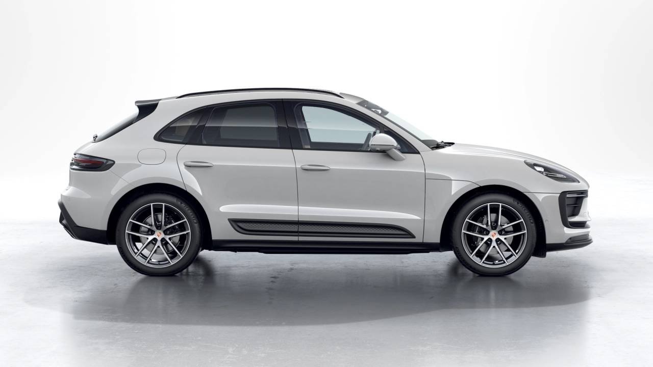 New 2026 Chalk Porsche  image 6