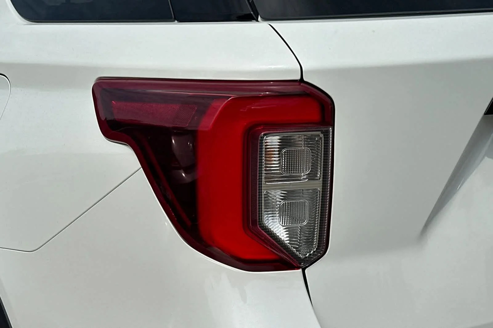 Used 2020 Star White Metallic Tri-Coat Ford ST image 15