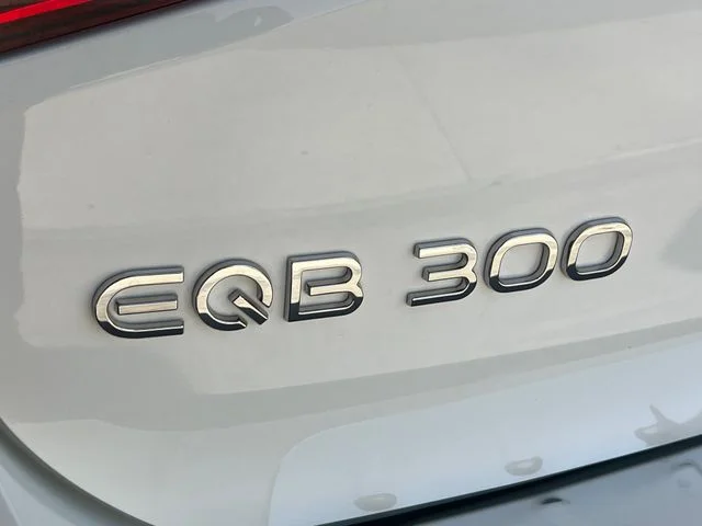 Used 2025 Polar White Mercedes-Benz 300 image 22