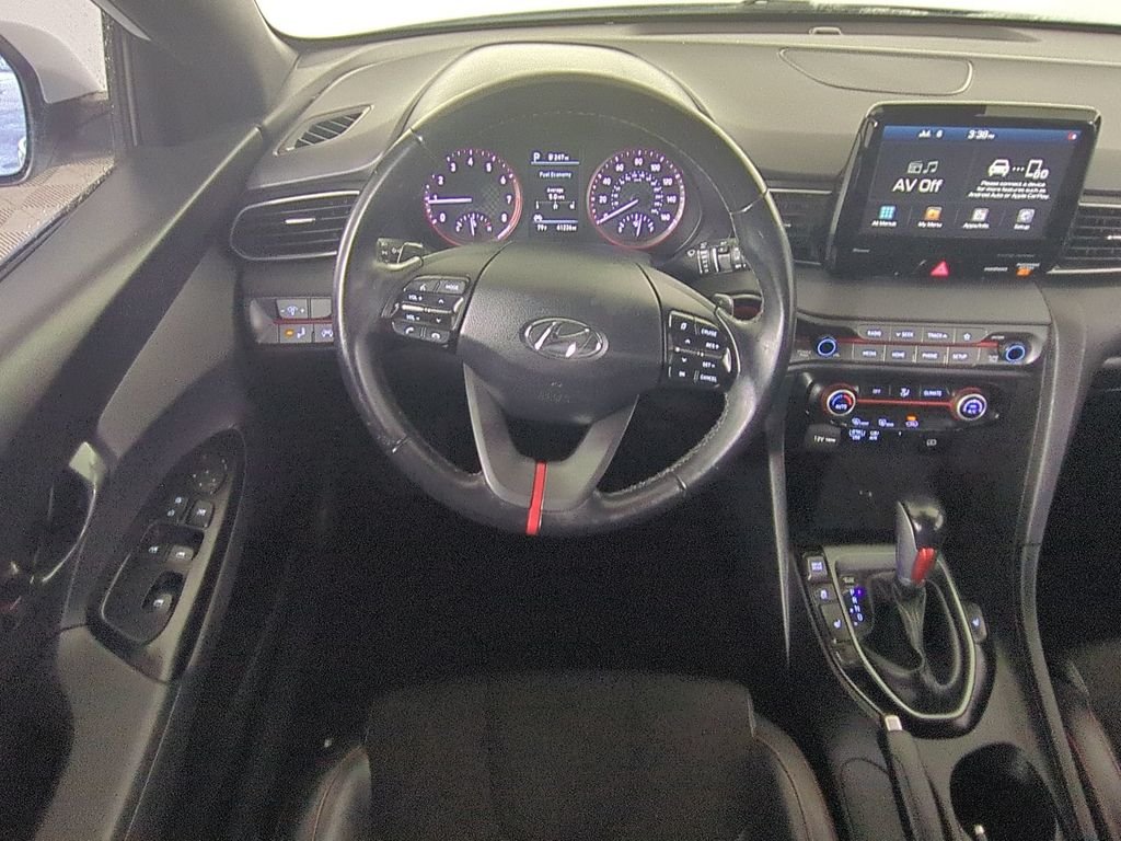 Used 2020 White Hyundai 2.0 Premium image 17
